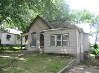 111 E Walnut St, Boonville, MO 65233