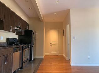 28-25 36th St #1F, Astoria, NY 11103