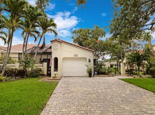 654 Emerald Way, Deerfield Beach, FL 33442