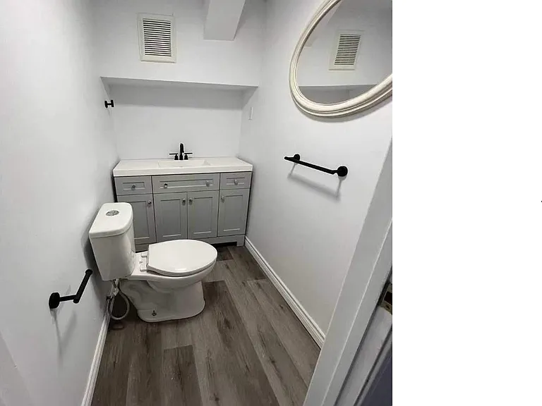 36 Victor Blvd #BASEMENT — Photo 6