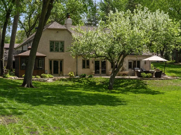 1710 Crosby Rd, Wayzata, MN 55391