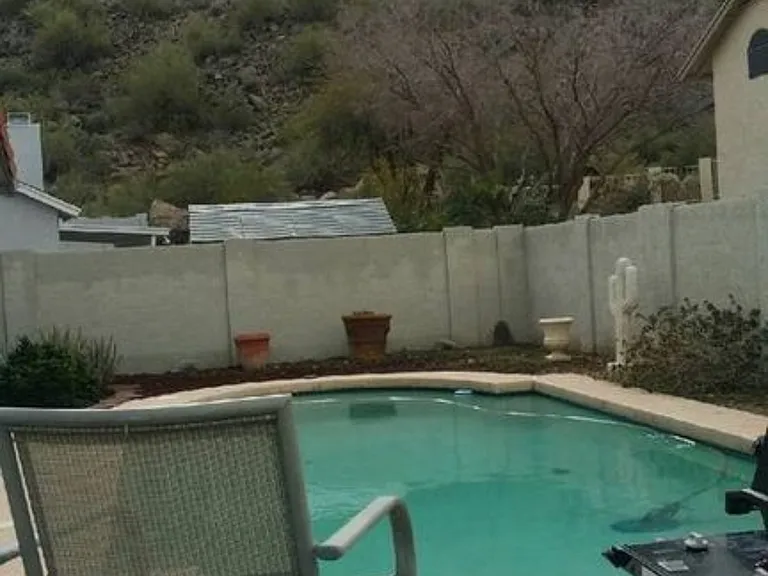 E Behrend Dr — Photo 3
