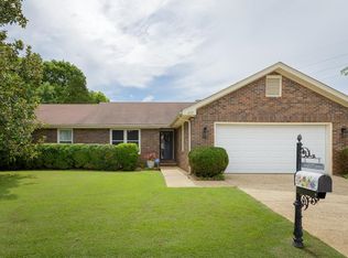 207 Allen Ct, Florence, AL 35630