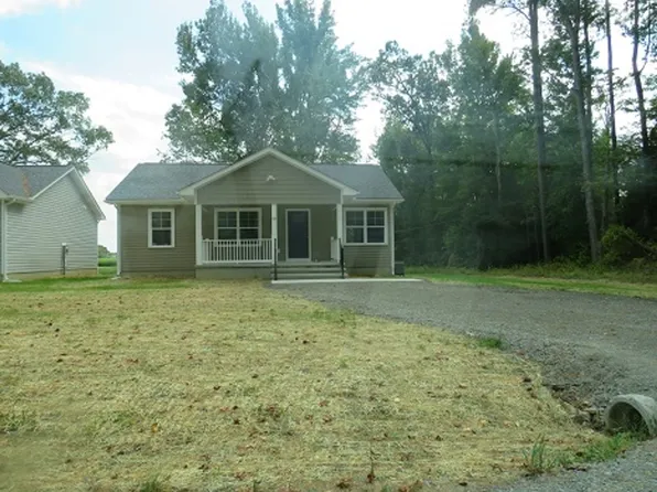 27 Prospect Ave, Hague, VA 22469