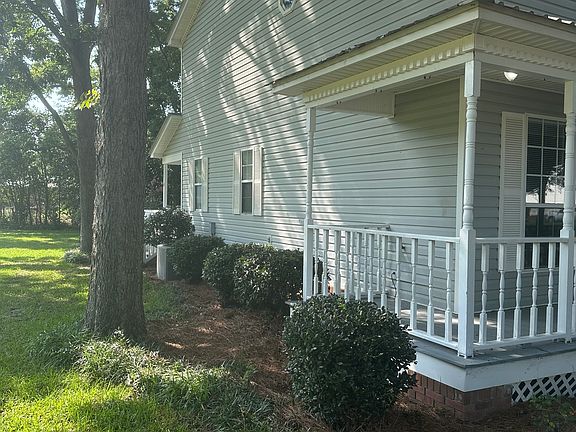 5th image of 111 Shallow Creek Ct