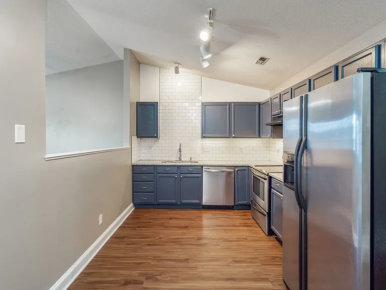 4803 White Poplar Way — Photo 6