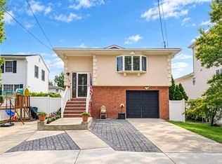 197 Currie Ave, Staten Island, NY 10306