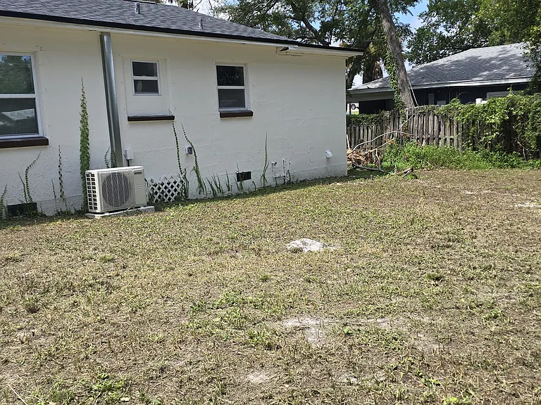 704 E Richmere St — Photo 3