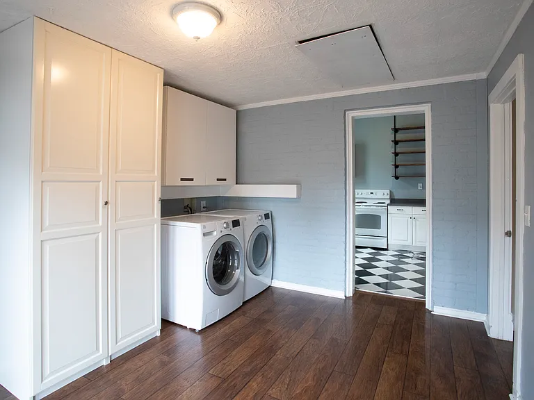 851 S Jefferson St — Photo 12