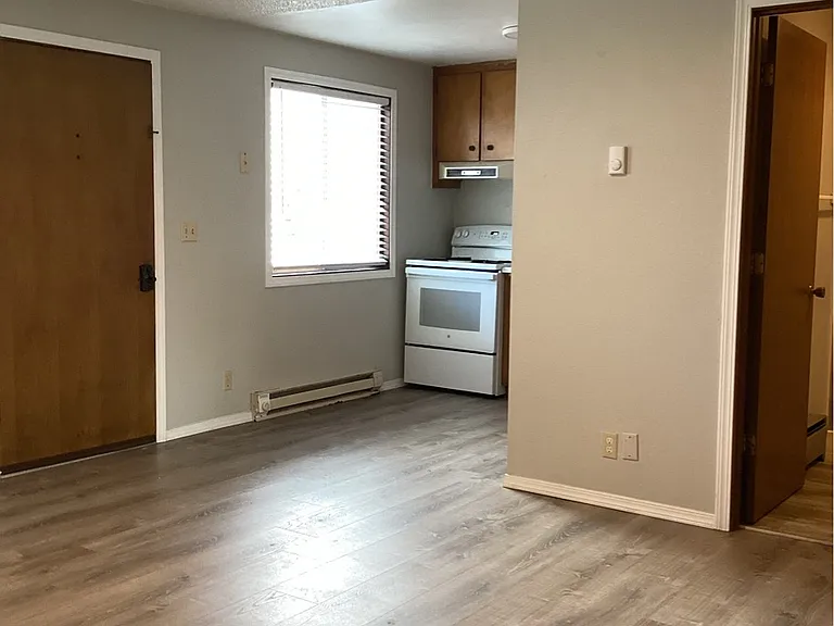 40 Fern St — Photo 8