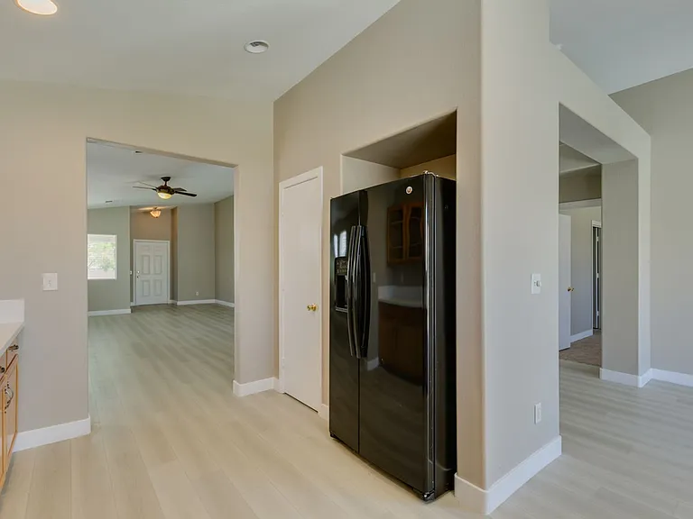 10342 Spider Rock Ave — Photo 8