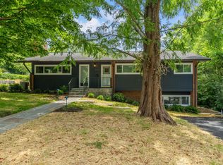 5421 Waneta Rd, Bethesda, MD 20816