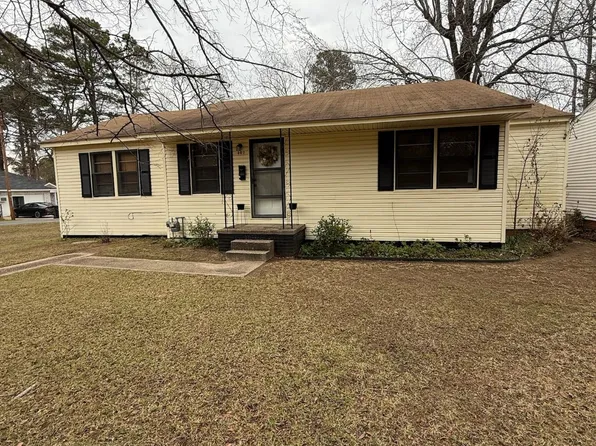 507 6th St NW, Springhill, LA 71075