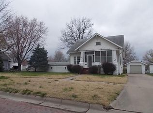 2828 Avenue H, Fort Madison, IA 52627