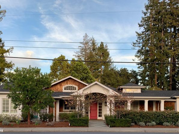 393 La Cuesta Dr