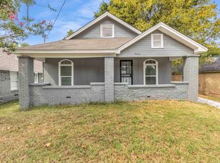 560 W Peebles Rd, Memphis, TN 38109