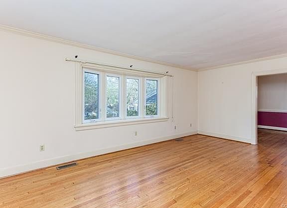 5th image of 1208 Old Nelson Hill Ave