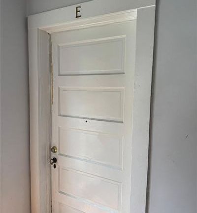 3rd image of 6037 Freret St APT E