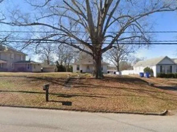 605 N Main St, Piedmont, AL 36272