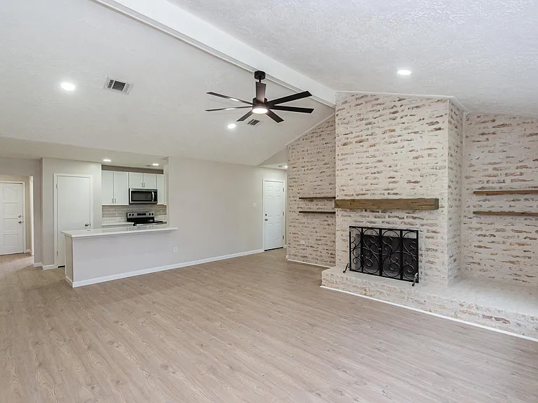 16911 Bougainvilla Ln — Photo 8