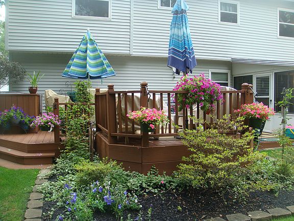 4th image of 8555 Fairlane Dr