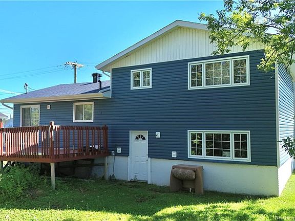 4th image of 1171 Victoria Ave