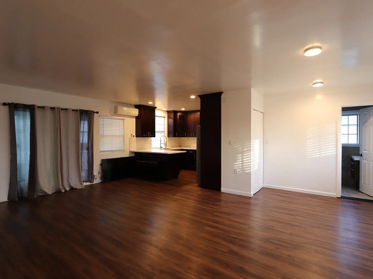 2 bed, 1200 sqft, $3,350 — Photo 3