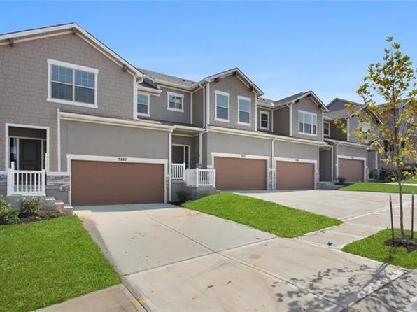 7396 Grand Slam St #41-B, Parkville, MO 64152