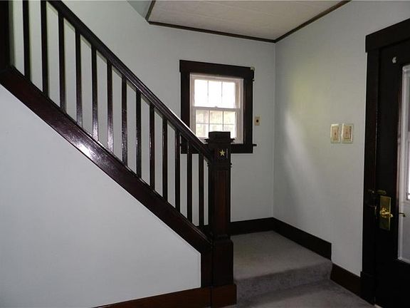 5th image of 1008 Woodside Ave