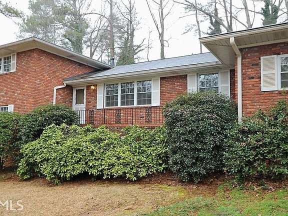 2nd image of 516 S Woodland Dr SW #0