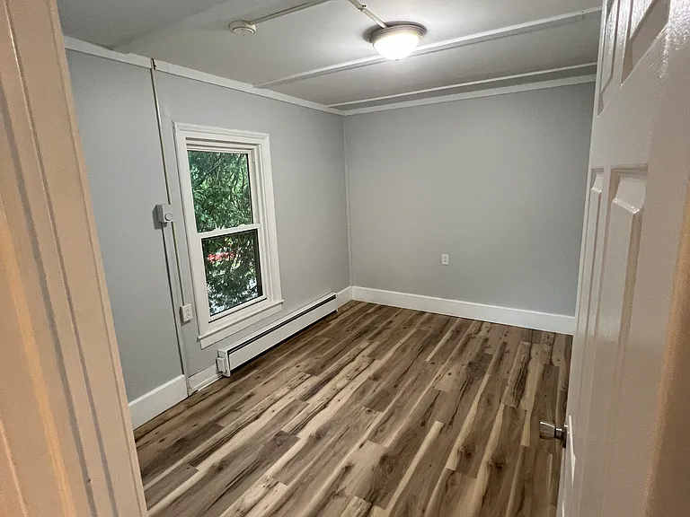 48 Oak St #2 — Photo 2