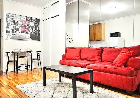 3rd image of 1365 1st Ave APT 2B