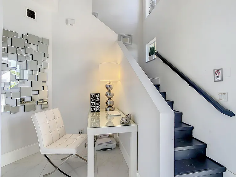 Resort Ln — Photo 12