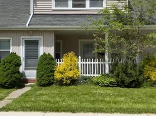 29155 Elm Ave, Wickliffe, OH 44092