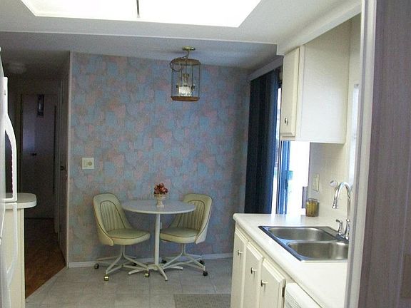 4th image of 405 Palo Verde Dr