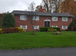 114 Forestview Dr, Beckley, WV 25801