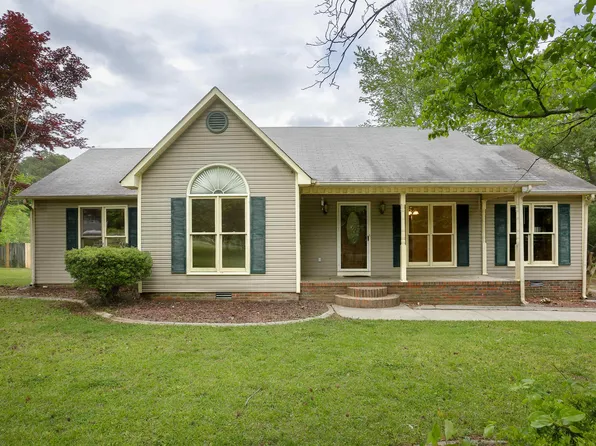 9206 Barker Rd, Athens, AL 35614