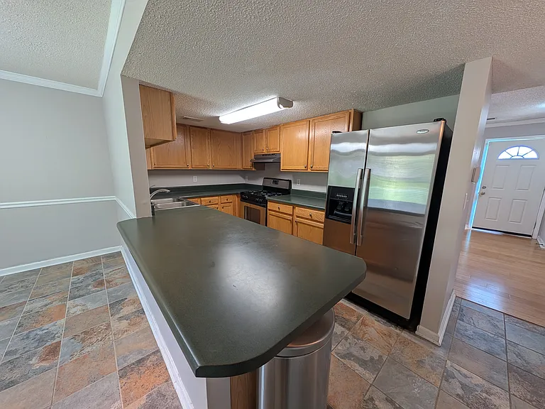 5008 Cheshire Ct — Photo 7