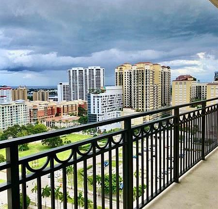 4th image of 550 Okeechobee Blvd Ph M04