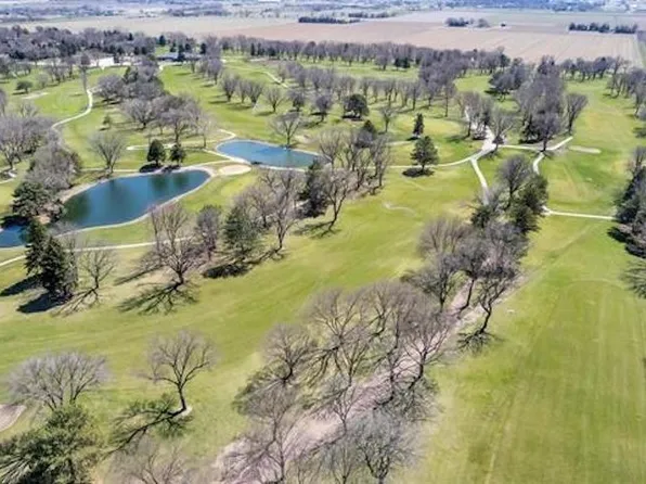 6592 Elk Pl, Columbus, NE 68601