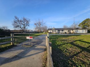 2131 W Woodward Ave, Manteca, CA