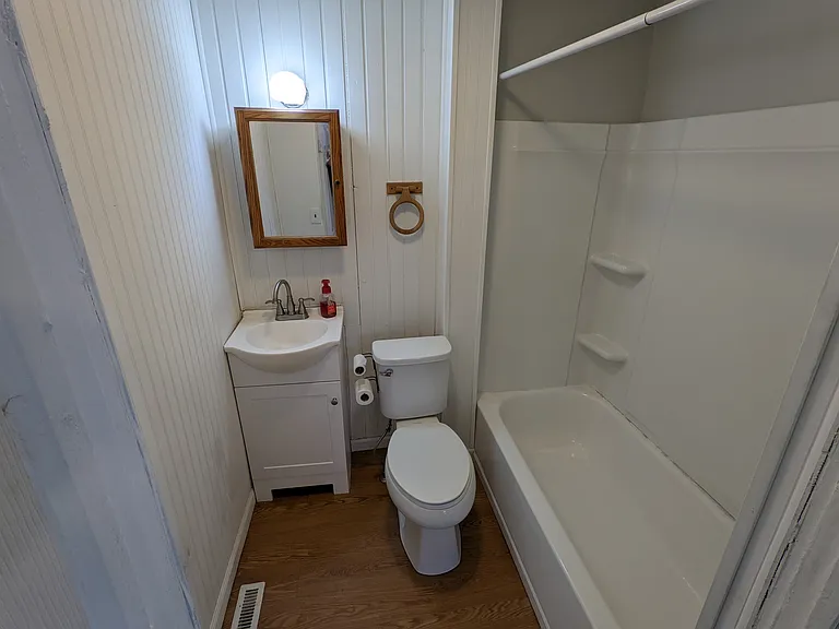83 N Williams St — Photo 8