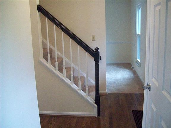 2nd image of 4164 Heritage Glen Dr