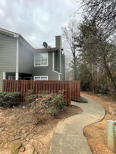 816 Wuthering Way Photo 1