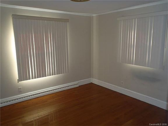 5th image of 1113 E Broad St