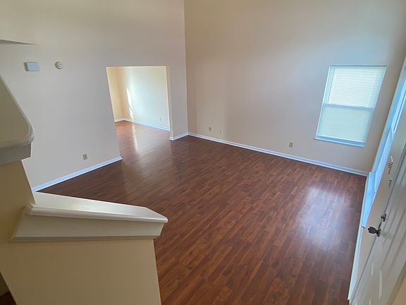 5th image of 5846 Glen Haven Blvd
