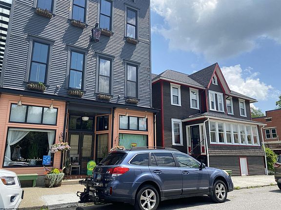 5th image of Spruce St
