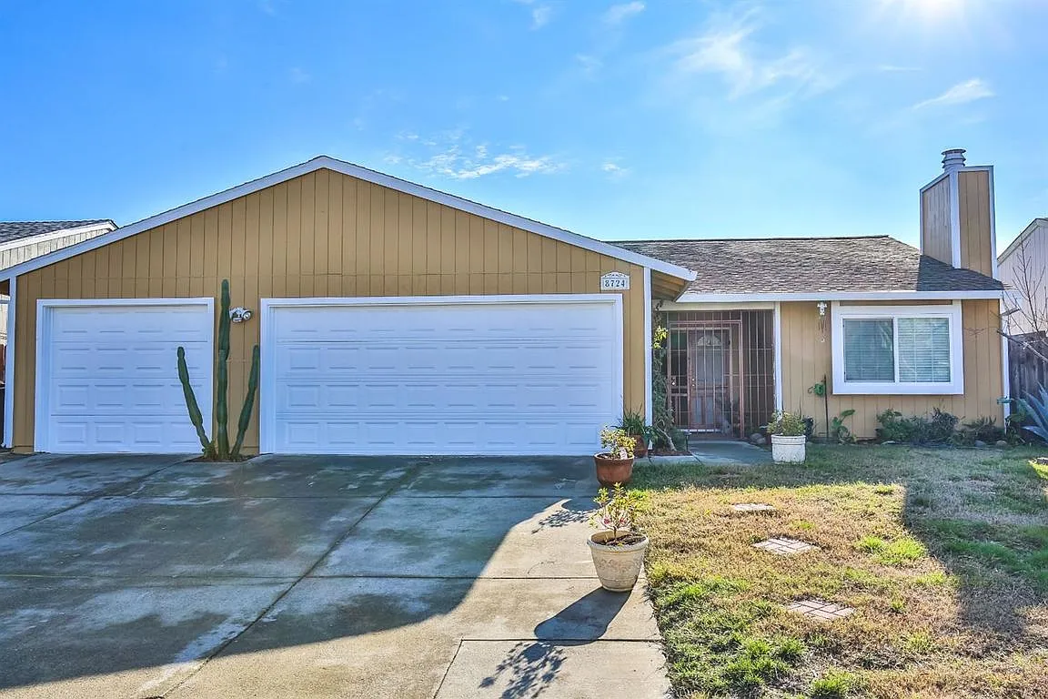 8724 Western Sun Way photo 1
