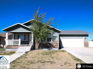 6324 Little Moon Trl, Casper, WY 82604