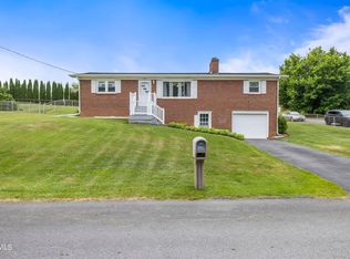 325 Mount Area Dr, Bristol, TN 37620